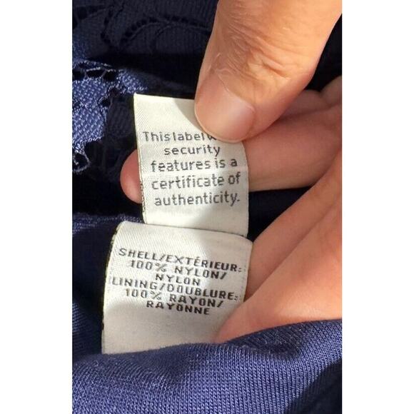 Diane Von Furstenberg Women’s Size 0 Navy Blue Lace Colleen Sheath Dress Glam - Picture 8 of 8